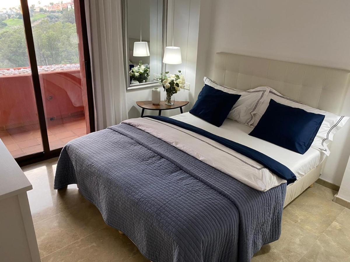 15 First Line Penthouse With Wonderful Seaview Near Duquesa Golf Manilva Andalucia Apartment Luaran gambar