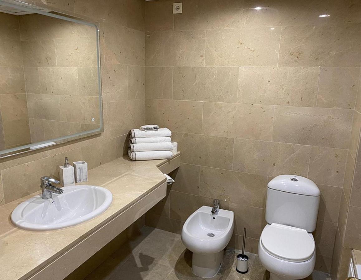 15 First Line Penthouse With Wonderful Seaview Near Duquesa Golf Manilva Andalucia Apartment Luaran gambar